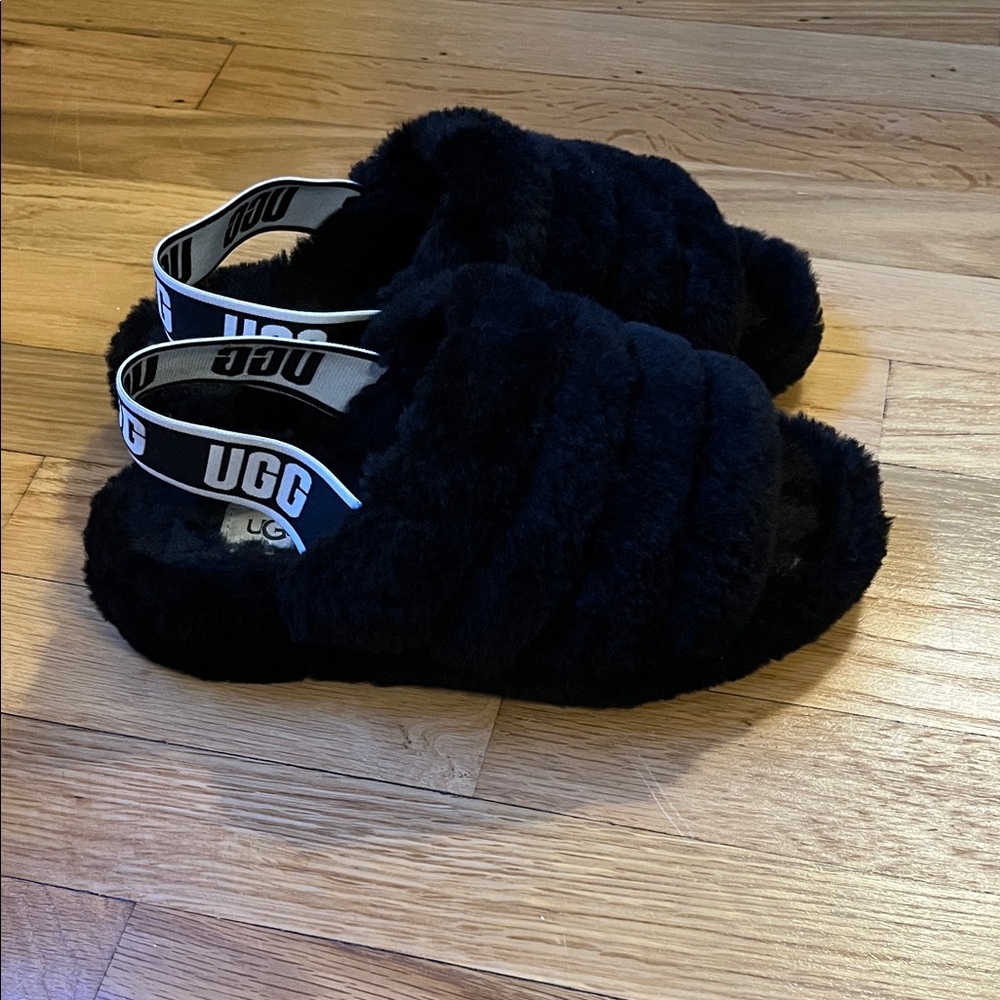 UGG Black Fluffy Slippers Size 7